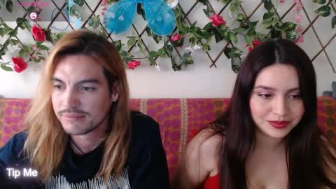 Jack and Emily online show from November 14, 2025, 6:06 pm