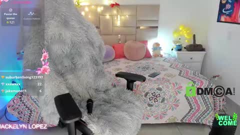 Snapshot of jackelyn_lopezz chatting on March 3, 2025, 12:27 pm Jacky online show from March 3, 2025, 12:27 pm