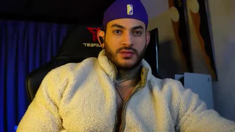 JC online show from November 28, 2025, 7:22 am