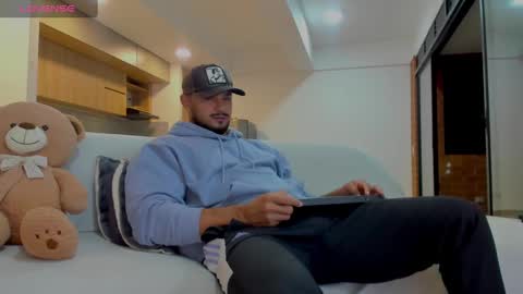 Jackson Wayne online show from September 17, 2025, 11:28 pm