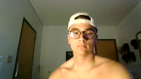 Snapshot of jackstrongof chatting on June 12, 2026, 1:26 am ImZacharyTyler online show from June 12, 2026, 1:26 am