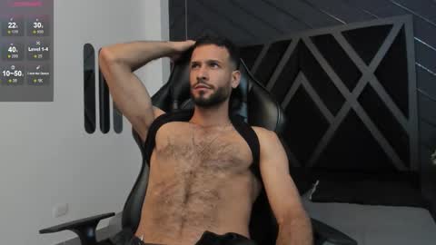 Jaco online show from November 14, 2025, 11:24 pm