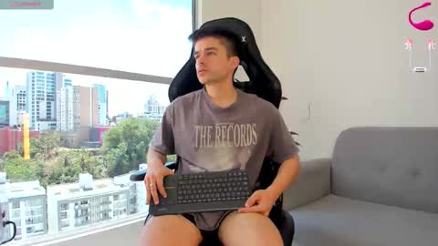 JACOB FERRER online show from March 19, 2026, 6:23 pm