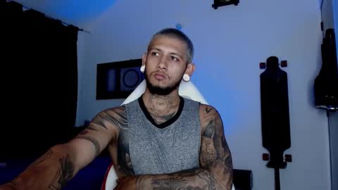 Michael Caicedo online show from February 12, 2025, 3:18 am