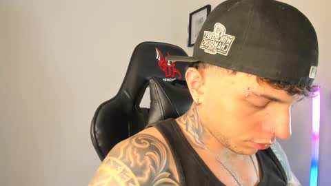 jacobb116 online show from February 18, 2025, 2:05 am