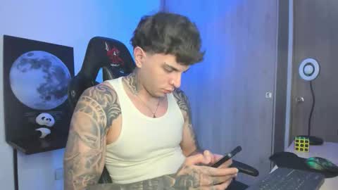 jacobb116 online show from November 13, 2025, 1:26 am