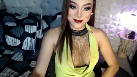 Snapshot of jacque_cole chatting on December 23, 2024, 5:28 am Jacque online show from December 23, 2024, 5:28 am