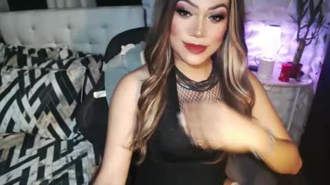 Snapshot of jacque_cole chatting on October 10, 2025, 9:25 pm Jacque online show from October 10, 2025, 9:25 pm