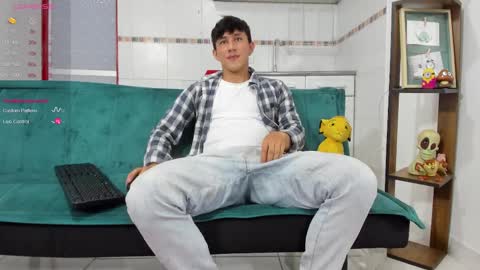 jacobo online show from March 12, 2025, 11:12 pm