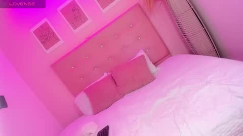 Snapshot of jaddy_lol chatting on February 10, 2026, 2:32 pm Vanniall online show from February 10, 2026, 2:32 pm