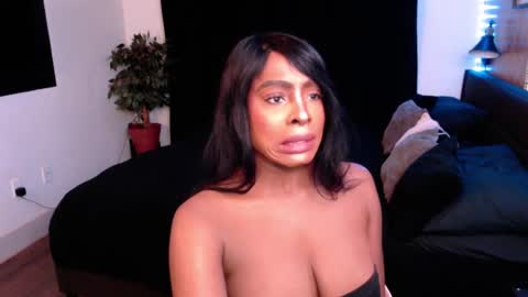 Jade online show from September 22, 2025, 10:56 pm