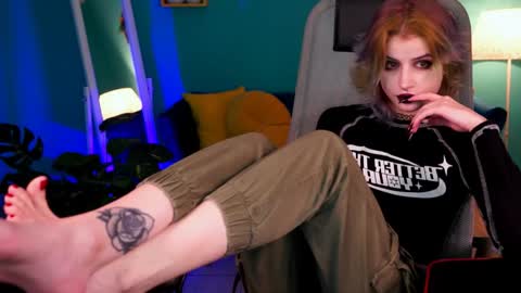 jade_castle online show from February 7, 2025, 3:55 am