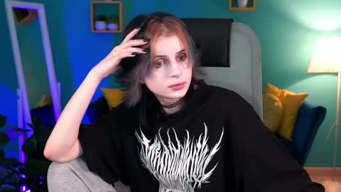 jade_castle online show from February 14, 2025, 2:18 am