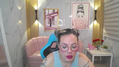 Jade  online show from September 21, 2025, 3:52 am