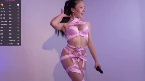 Snapshot of jade_paris chatting on February 6, 2026, 7:39 pm Jade Paris online show from February 6, 2026, 7:39 pm