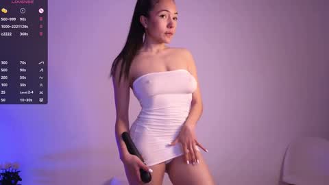 Snapshot of jade_paris chatting on February 24, 2026, 9:40 am Jade Paris online show from February 24, 2026, 9:40 am