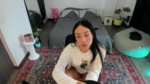 Jade  independent model online show from January 8, 2026, 4:31 pm