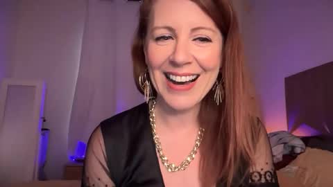 Jade Slade online show from June 10, 2026, 2:45 am