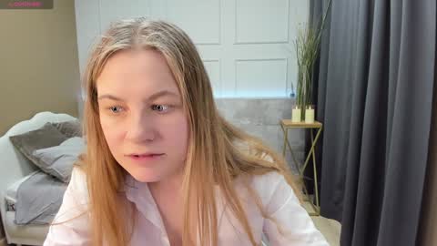 Jade online show from December 27, 2024, 8:39 pm