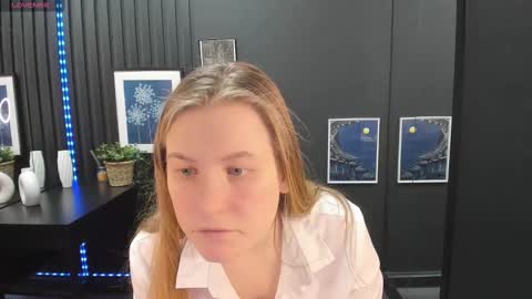 Jade online show from February 22, 2025, 6:08 pm