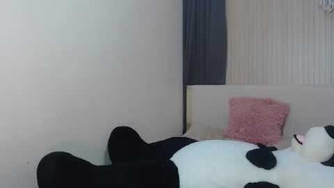 Adriana online show from October 22, 2025, 4:40 pm