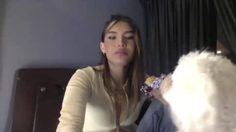 Jade online show from June 4, 2026, 1:11 am