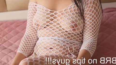 jadeestudios online show from January 4, 2025, 4:32 pm