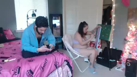 Snapshot of jadelondonxo chatting on December 13, 2025, 8:25 pm Jade online show from December 13, 2025, 8:25 pm