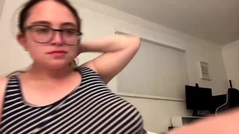 jademonroe0522 online show from October 10, 2025, 7:40 am