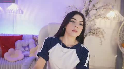 Jade Summer online show from November 29, 2025, 11:35 am