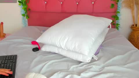 Snapshot of jadiya_hot chatting on March 7, 2025, 3:18 pm jadiya   Hot online show from March 7, 2025, 3:18 pm