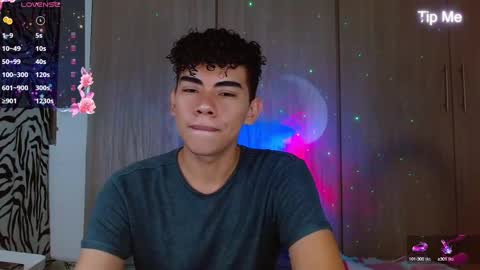 Snapshot of jaedasky_ chatting on December 11, 2024, 6:36 am javi15 online show from December 11, 2024, 6:36 am