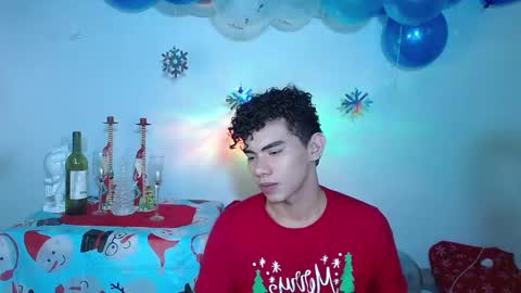 Snapshot of jaedasky_ chatting on December 25, 2024, 11:22 am javi15 online show from December 25, 2024, 11:22 am