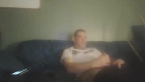 Snapshot of jag8637 chatting on December 31, 2024, 2:29 am jag8637 online show from December 31, 2024, 2:29 am