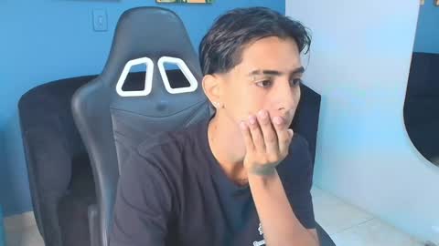 jaimefox20 online show from April 17, 2026, 12:08 pm