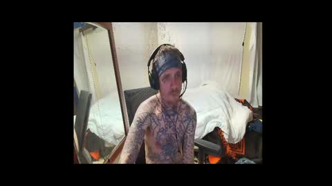 showingitoff online show from April 1, 2026, 4:35 am