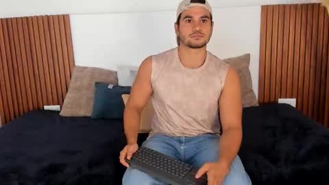 Jake  online show from November 1, 2025, 3:30 am