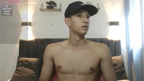 Hi guys im new 3 online show from September 22, 2025, 6:32 pm