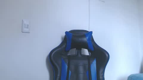 Hi guys im new 3 online show from February 3, 2026, 6:46 pm