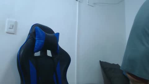 Hi guys im new 3 online show from March 5, 2026, 10:17 pm