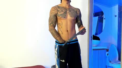 Snapshot of jakee_brown chatting on February 8, 2025, 7:15 am Santiago online show from February 8, 2025, 7:15 am