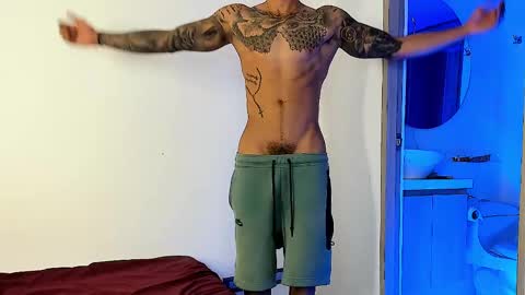 Snapshot of jakee_brown chatting on February 16, 2025, 8:32 am Santiago online show from February 16, 2025, 8:32 am