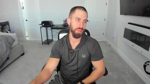 Snapshot of jakeorion chatting on February 6, 2026, 8:45 pm Jake Orion online show from February 6, 2026, 8:45 pm