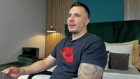 jakestone_1 online show from November 7, 2025, 1:38 am