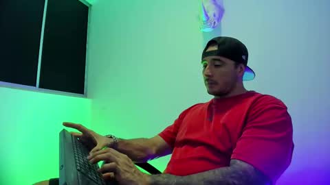 Snapshot of jakestone_1 chatting on February 13, 2026, 2:18 am jakestone_1 online show from February 13, 2026, 2:18 am