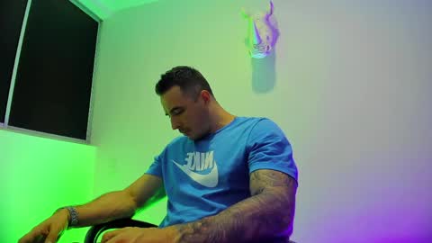 jakestone_1 online show from April 20, 2026, 8:21 pm