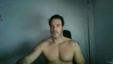 jam3s5959 online show from February 9, 2025, 9:28 pm