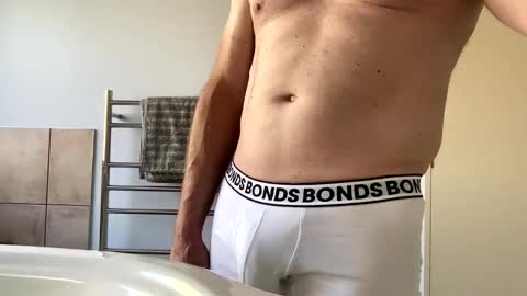 James online show from November 3, 2025, 3:30 am