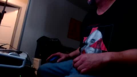 what you in too online show from January 8, 2025, 9:42 am