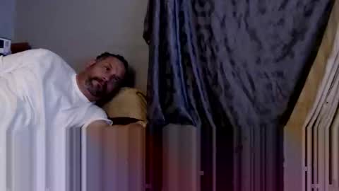 what you in too online show from November 16, 2025, 11:49 am